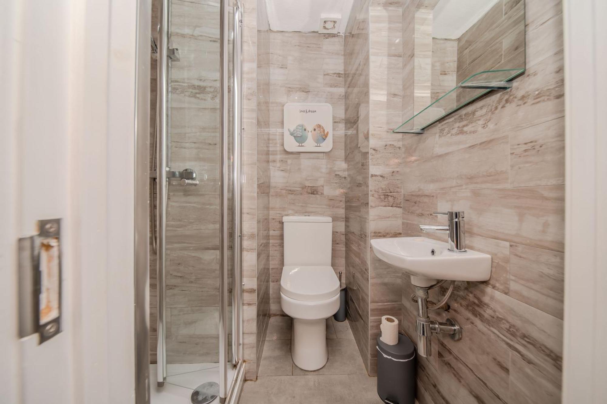 Harmonynest Parkview Elegance Hotel London Exterior photo
